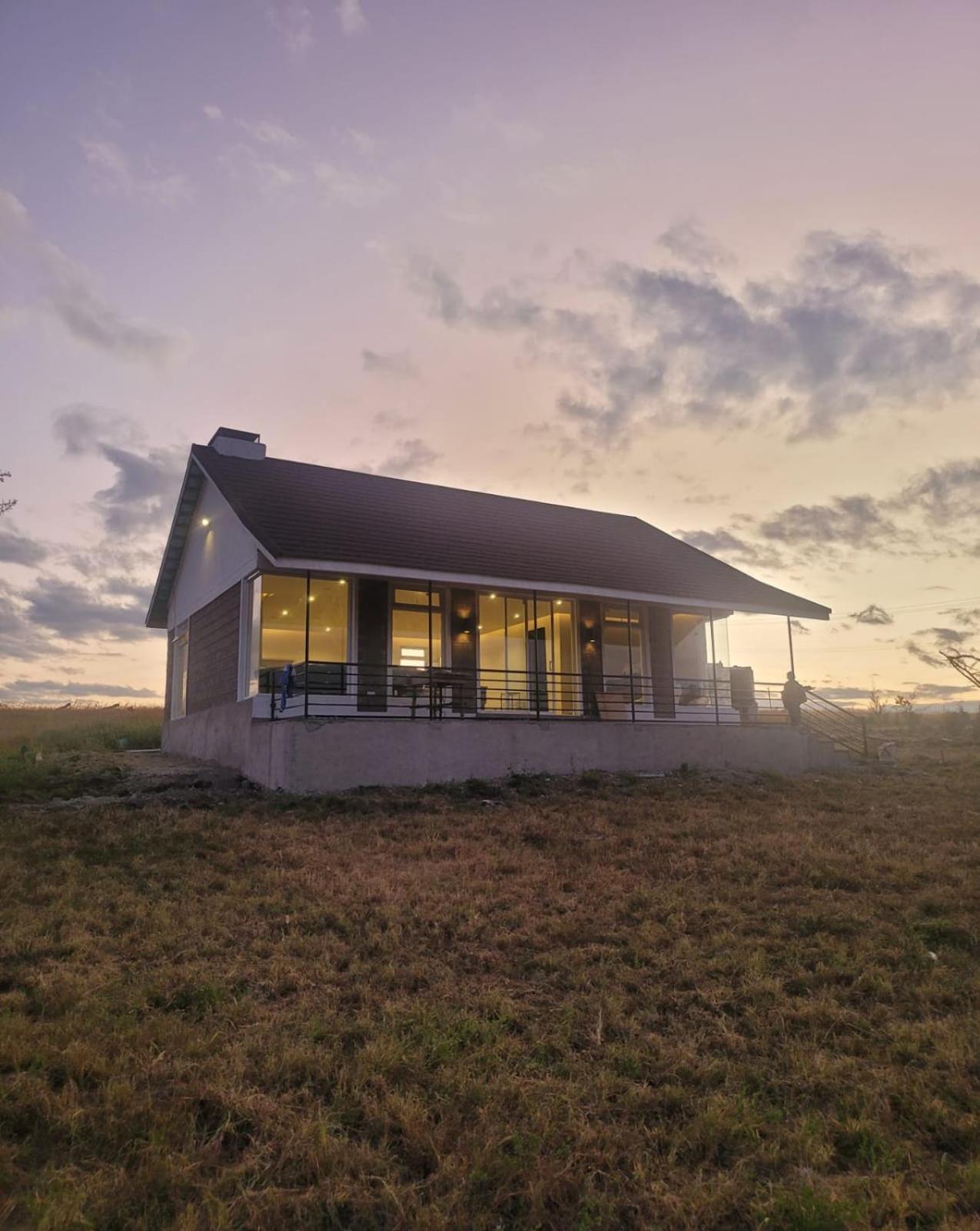 Rockview Cabins - Kajiado Eksteriør billede